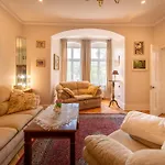 Margaret Apartmán *